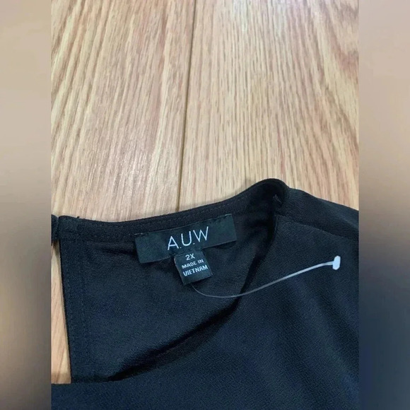 NEW AUW TOP SIZE  2X - Picture 3 of 5